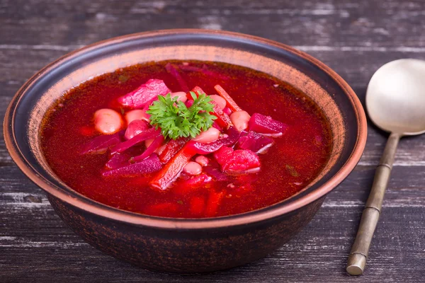 Ukrainian and russian national vegetable soup - red borsch — Stock Photo, Image