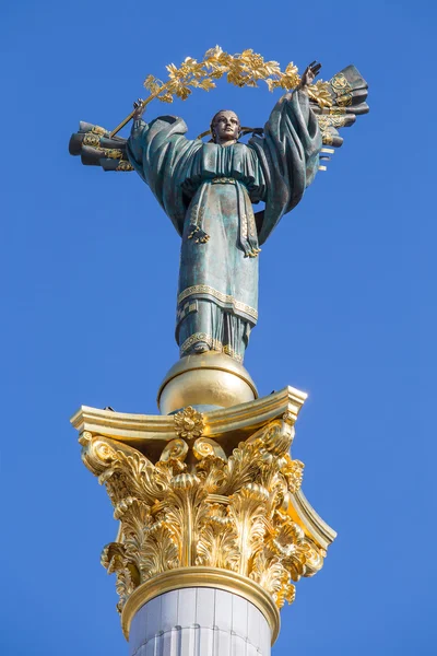 Oberoende monument i kiev, Ukraina — Stockfoto