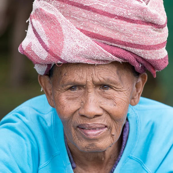 Portre yaşlı kadın Bali Adası, Endonezya — Stok fotoğraf