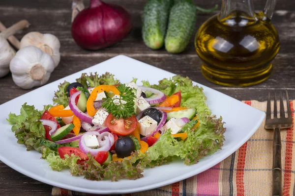 Verse plantaardige Griekse salade — Stockfoto
