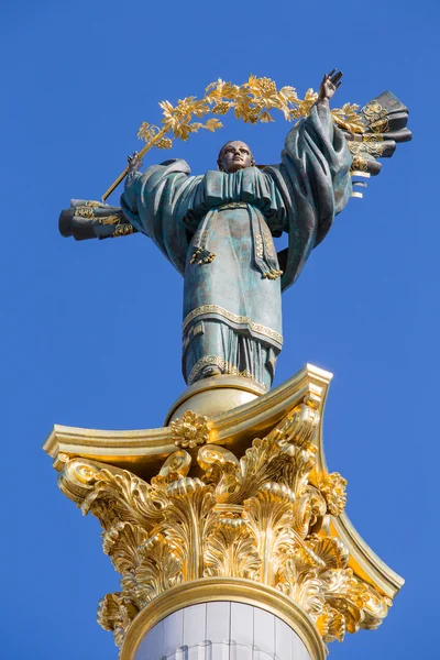 Monumento da independência em Kiev, Ucrânia — Fotografia de Stock