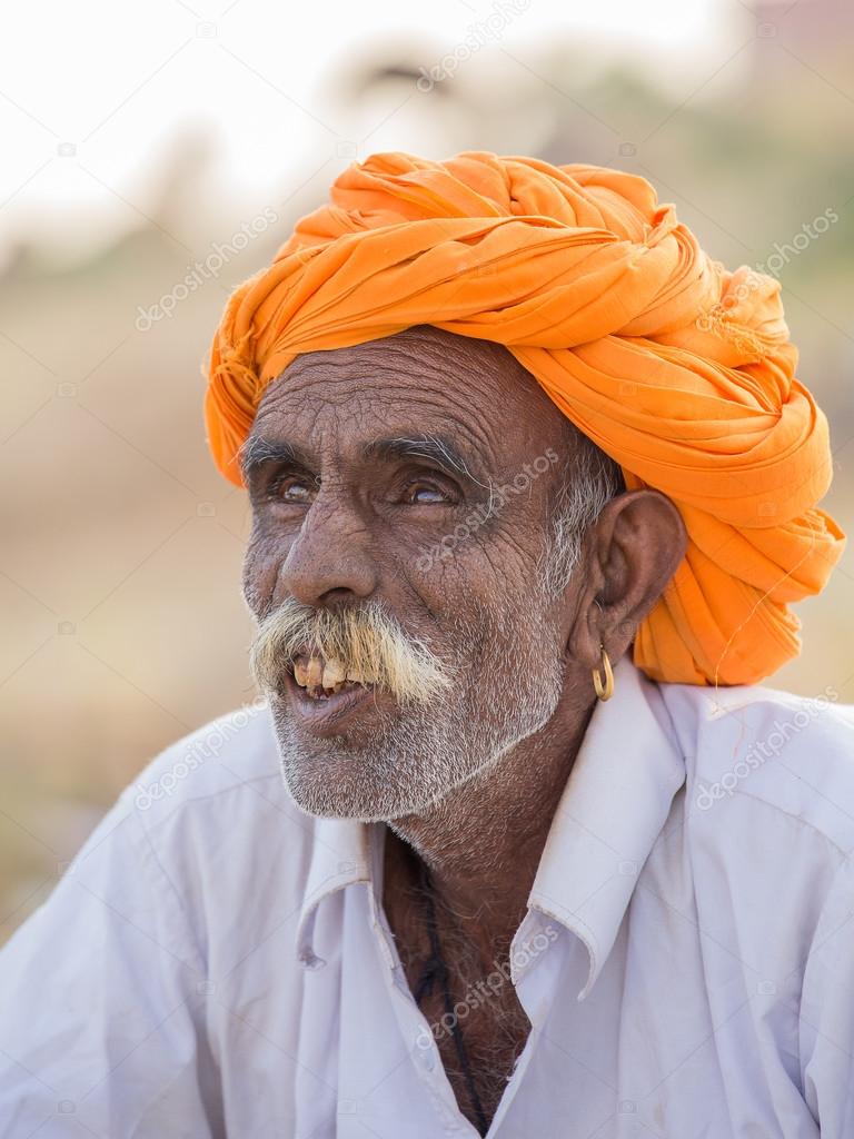 Светлокожие индусы. Индусы северной индии. Индусы цвет кожи. Белые индусы. Индусы фото.