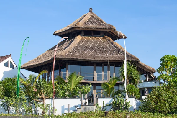 Tropical beach house on the island Bali, Indonesia — Stock Photo, Image