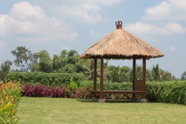 Tropikal Bahçe çardak
