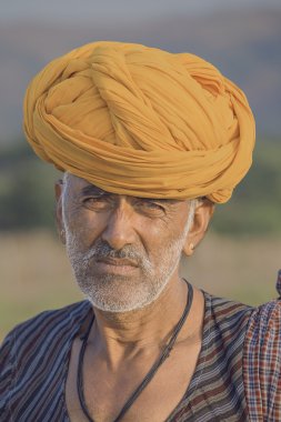 Hintli yıllık Pushkar deve Mela katıldı. 