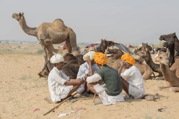 Nômade indiano participou do anual Pushkar Camel Mela — Fotografia de Stock