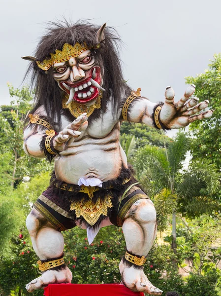 Balinesiska ogoh-ogoh monster balinesiska nyåret, Indonesien. — Stockfoto