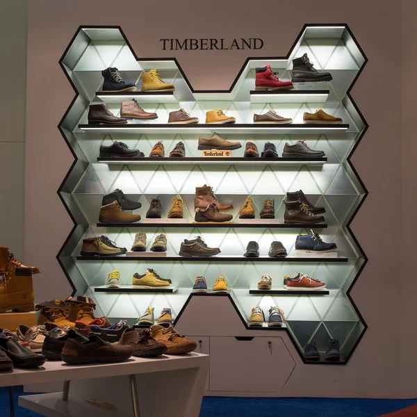 timberland store woodbury commons
