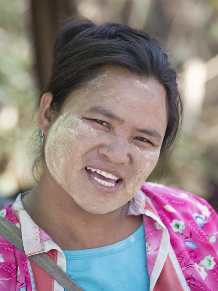 Myanmar girls in Thailand