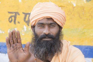  Hint sadhu - kutsal adam