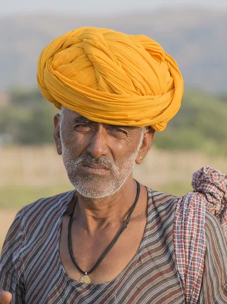 Nomade indiano ha partecipato alla annuale Pushkar Camel Mela — Foto Stock