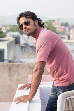Pushkar, Hindistan'da adil deve Hint adam geldi