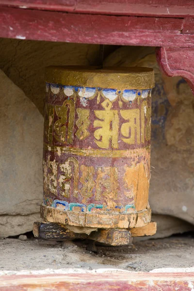 Buddhist prayer wooden wheels in Lamayuru,  Ladakh , India — Φωτογραφία Αρχείου