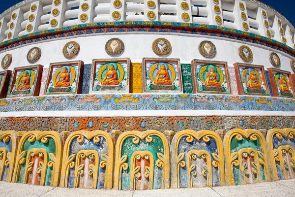 Shanti Stupa in Leh, Ladakh, India — 图库照片