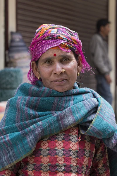 Indian beggar woman on the street in Leh, Ladakh. India — Stock Photo, Image