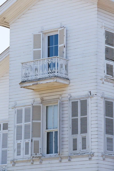 Louvre shutters at a home from Princes' Islands, Istanbul, Turkey — Stock Photo, Image