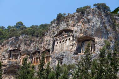 Antik Likya mezar ve kalıntıları Kaunos Antik Kenti, Dalyan, Türkiye