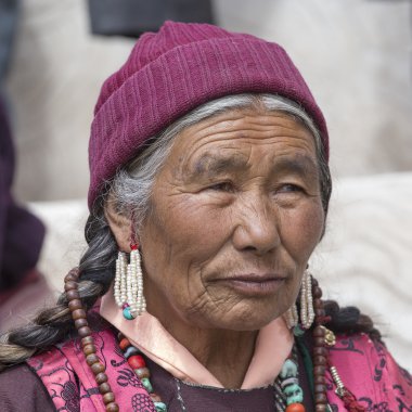 Hemis Manastırı Tibetli Budist yaşlı kadınlar. Ladakh, Kuzey Hindistan