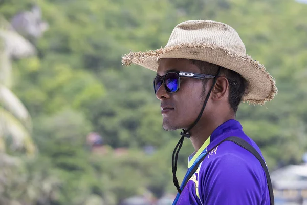 Portret mężczyzny Tajlandii na plaży w wyspa o Koh Phangan, Tajlandia — Zdjęcie stockowe