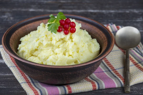 Plato nacional ucraniano es puré de papas en plato — Foto de Stock