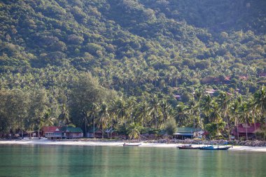 Güzel bir plaj Chaloklum. Adası Koh Samui, Tayland