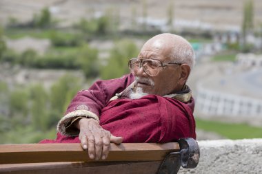 Mistik maskesi Lamayuru Gompa, Ladakh, Kuzey Hindistan, Yuru Kabgyat Budist festivalin zamanında Tsam gizem dans dans sırasında Tibet keşiş