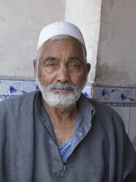 Retrato Hombre musulmán indio en Srinagar, Cachemira, India . — Foto de Stock