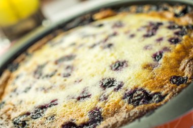 Yaban mersinli pasta