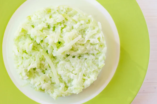 Ensalada de rábano verde — Foto de Stock