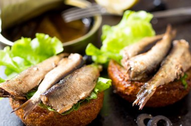Sardalye ile Burger