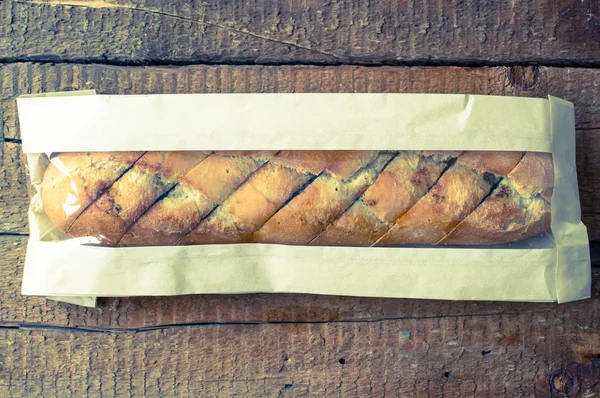 Baguette mit Gewürzen von oben — Stockfoto