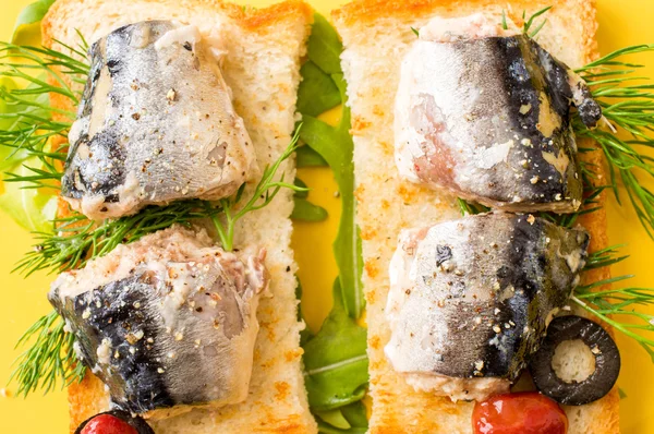 Panino con sardine — Foto Stock