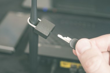 Güvenli Wi fi internet ağı kilidinin kapalı