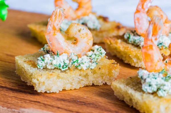 Tasty shrimp appetizer — Stock Photo, Image