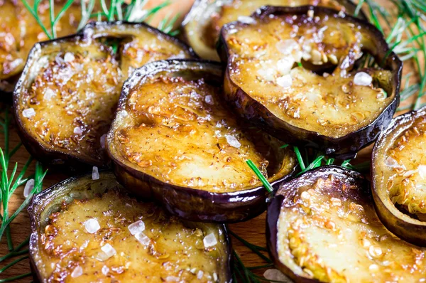 Tapas eggplant fried in oil — Stock Photo, Image