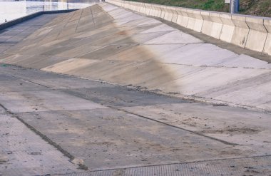 Baraj beton döşeme
