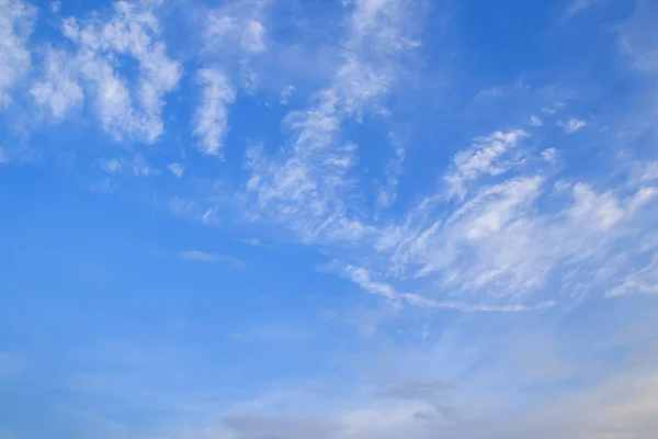 青空と雲. — ストック写真