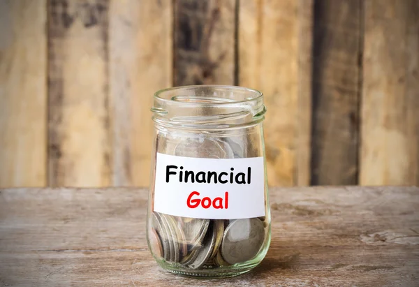 Testo per l'obiettivo finanziario, concetto di denaro nel bicchiere — Foto Stock