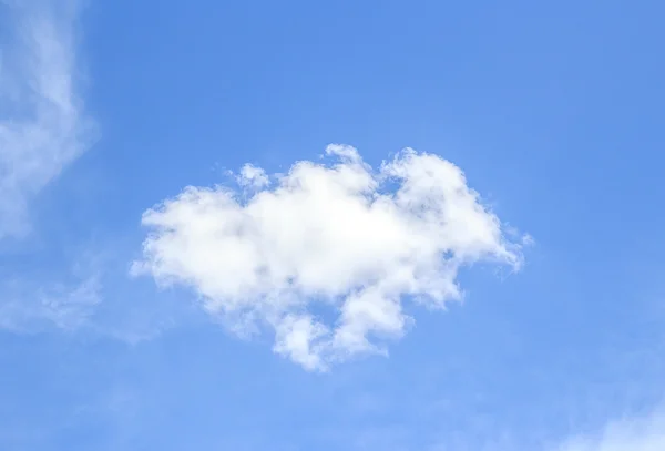 White clouds with blue sky background — Stock Photo, Image