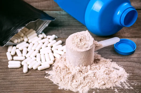 BCAA tabletták és a fehérje — Stock Fotó