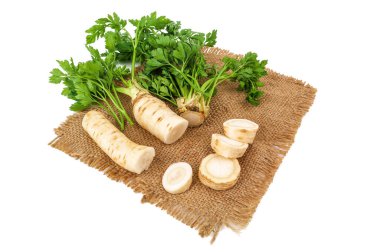 Çuval bezinde doğranmış maydanoz.