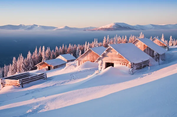 Invierno, cabañas —  Fotos de Stock