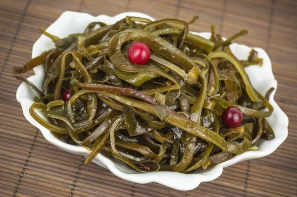 Köstlicher Algensalat — Stockfoto