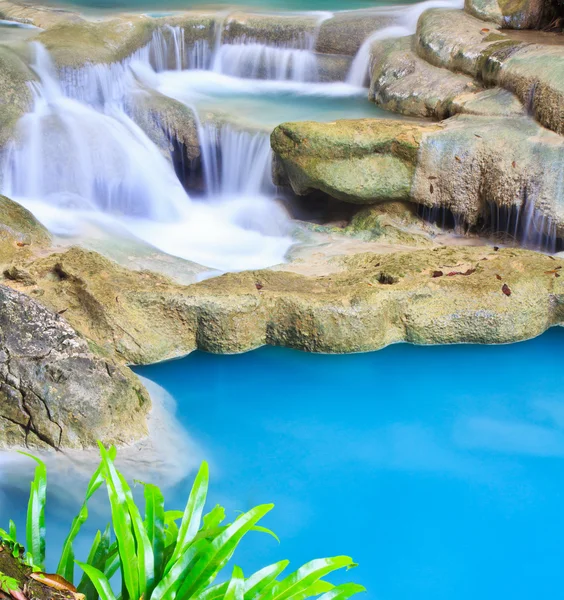 Cascada en el bosque de Kanjanaburi — Foto de Stock