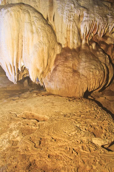 National park cave — Stockfoto