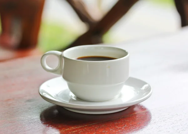 Kopje koffie op tafel — Stockfoto