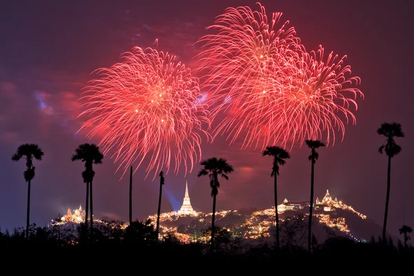 Holiday fireworks in sky — Stock Photo, Image