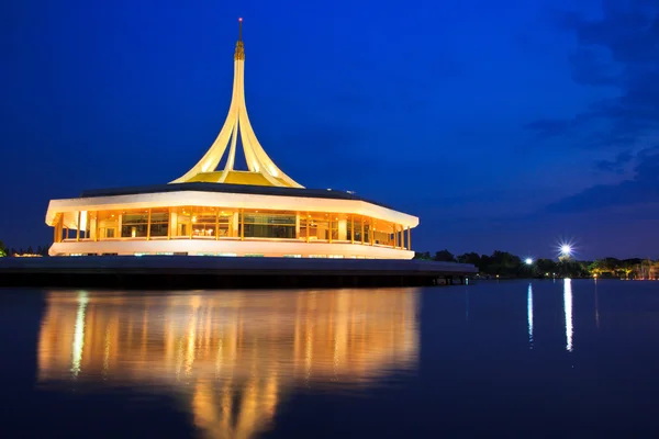 Monumento al parco pubblico in Thailandia — Foto Stock