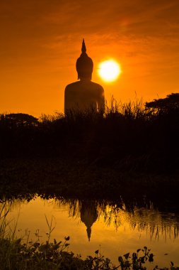 Wat muang büyük Buda heykeli