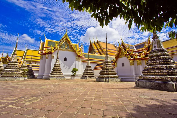 Pagoden i Wat pho i Bangkok — Stockfoto